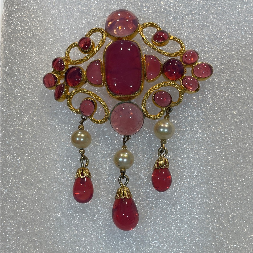 Vintage Pink Glass Brooch w/ Pearl Drops – Pat. Pend, Ornate Gold Filigree